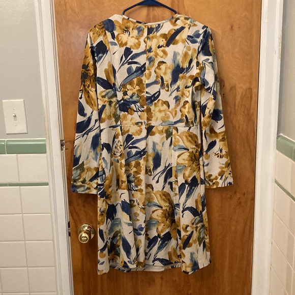 Enfocus Long Sleeve Dress - Picture 5 of 7